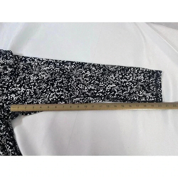 Lululemon Wunder Under Crop High Rise Legging Sz 6 Black White - Picture 4 of 7